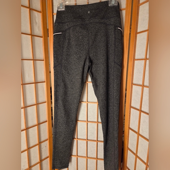 NWT WOMENS KAYODAN GRAY SOFT STRETCH POLYESTER ZIPPER POCKETS ACTIVE PANTS P/S - Picture 2 of 8